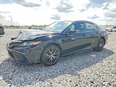2023 TOYOTA CAMRY SE 4T1G11AK2PU165483 - główne zdjęcie licytacji z USA - miniatura