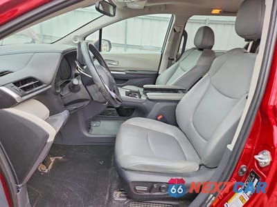 Zdjęcie 7 z 12 samochodu: 2022 TOYOTA SIENNA XLE 7-PASSENGER VIN:5TDJRKEC7NS089711 - miniatura