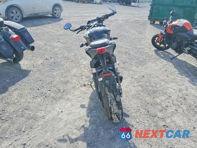 Czwarte zdjęcie samochodu z boku: 2023 TRIUMPH MOTORCYCLE STREET TRIPLE RS VIN:SMTA554S4PTBC4800 - miniatura