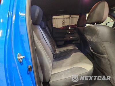 Zdjęcie 10 z 11 samochodu: 2020 TOYOTA TACOMA TRD SPORT VIN:5TFCZ5AN9LX218878 - miniatura