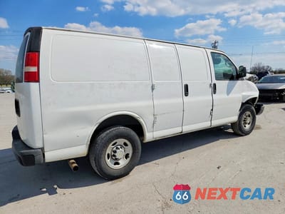 Trzecie zdjęcie samochodu z tyłu: 2014 CHEVROLET EXPRESS 2500 CARGO DELIVERY VAN VIN:1GCWGFFA1E1102112 - miniatura