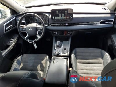 Zdjęcie 8 z 13 samochodu: 2022 MITSUBISHI OUTLANDER SE VIN:JA4J4UA82NZ042509 - miniatura