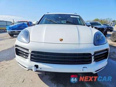 Piąte zdjęcie samochodu w środku: 2021 PORSCHE CAYENNE VIN:WP1AA2AYXMDA09464 - miniatura