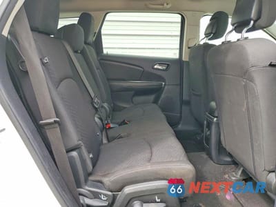 Zdjęcie 11 z 13 samochodu: 2018 DODGE JOURNEY SE VIN:3C4PDCAB5JT509834 - miniatura