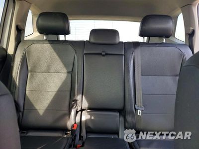 Zdjęcie 10 z 14 samochodu: 2018 VOLKSWAGEN TIGUAN SE VIN:3VV2B7AX6JM000690 - miniatura