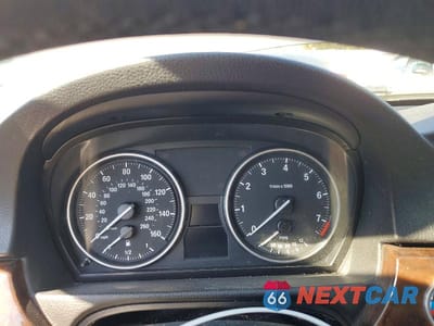 Zdjęcie 9 z 12 samochodu: 2011 BMW 328 I SULEV VIN:WBAPH5G59BNM72979 - miniatura