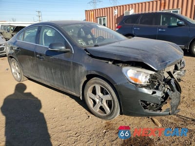 Czwarte zdjęcie samochodu z boku: 2013 VOLVO S60 T5 VIN:YV1612FH6D2174904 - miniatura