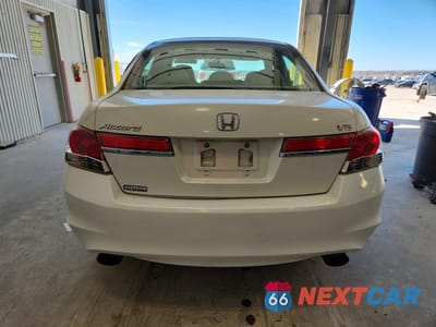 Zdjęcie 6 z 12 samochodu: 2011 HONDA ACCORD EX VIN:1HGCP3F73BA029196 - miniatura