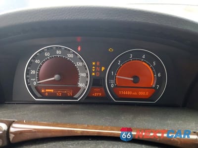 Zdjęcie 9 z 11 samochodu: 2005 BMW 745 LI VIN:WBAGN63545DS58156 - miniatura