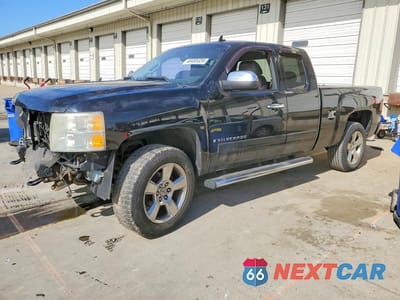 2008 CHEVROLET SILVERADO K1500 2GCEK190X81331337 - główne zdjęcie licytacji z USA - miniatura