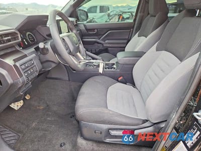 Zdjęcie 7 z 12 samochodu: 2025 TOYOTA 4RUNNER TRD SPORT VIN:JTEVA5BR1S5019105 - miniatura