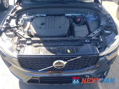Zdjęcie 12 z 13 samochodu: 2023 VOLVO XC60 PLUS VIN:YV4L12RW9P1278118 - miniatura