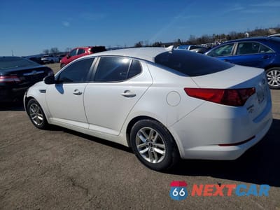 Drugie zdjęcie samochodu z przodu: 2011 KIA OPTIMA LX VIN:KNAGM4A71B5169954 - miniatura