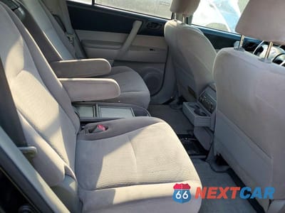 Zdjęcie 10 z 12 samochodu: 2009 TOYOTA HIGHLANDER BASE VIN:JTEDS41A192088869 - miniatura