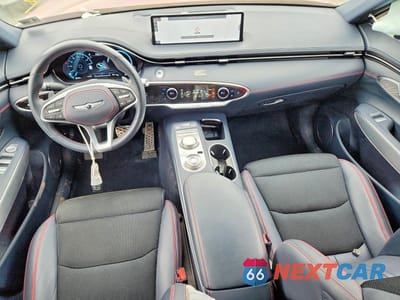 Zdjęcie 8 z 12 samochodu: 2023 GENESIS GV70 2.5T STANDARD VIN:KMUMADTBXPU111643 - miniatura