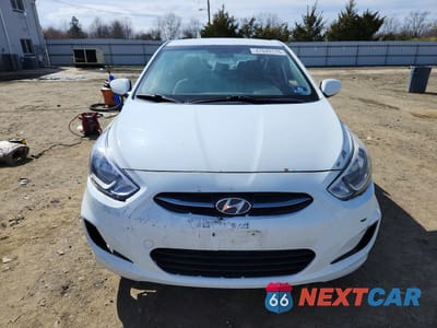 Piąte zdjęcie samochodu w środku: 2015 HYUNDAI ACCENT GLS VIN:KMHCT4AE5FU892989 - miniatura