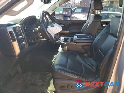 Zdjęcie 7 z 12 samochodu: 2018 CHEVROLET SILVERADO K2500 HEAVY DUTY LTZ VIN:1GC1KWEY9JF230957 - miniatura