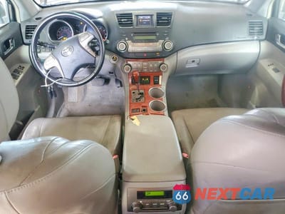 Zdjęcie 8 z 12 samochodu: 2008 TOYOTA HIGHLANDER LIMITED VIN:JTEDS42A982039836 - miniatura