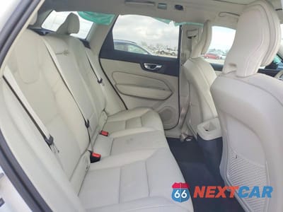 Zdjęcie 10 z 11 samochodu: 2024 VOLVO XC60 CORE VIN:YV4L12RK5R1823652 - miniatura