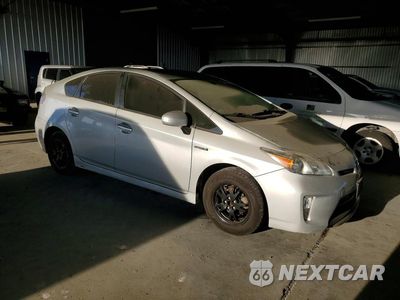 Czwarte zdjęcie samochodu z boku: 2013 TOYOTA PRIUS TWO VIN:JTDKN3DU2D0351345 - miniatura
