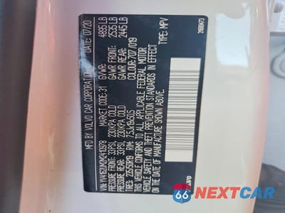 Zdjęcie 13 z 13 samochodu: 2021 VOLVO XC40 T5 R-DESIGN VIN:YV4162UM2M2410978 - miniatura