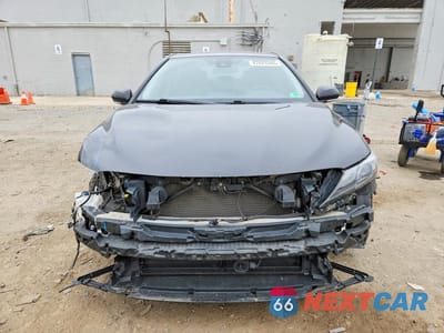 Piąte zdjęcie samochodu w środku: 2022 TOYOTA CAMRY HYBRID SE NIGHTSHADE VIN:4T1T31AK9NU036498 - miniatura