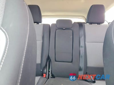 Zdjęcie 10 z 13 samochodu: 2018 FORD ESCAPE SE VIN:1FMCU9GD9JUB08783 - miniatura