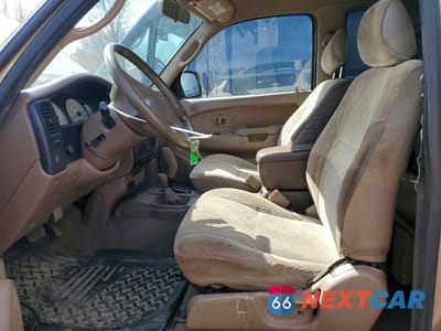 Zdjęcie 7 z 11 samochodu: 2002 TOYOTA TACOMA V6 VIN:5TEWN72N72Z056422 - miniatura