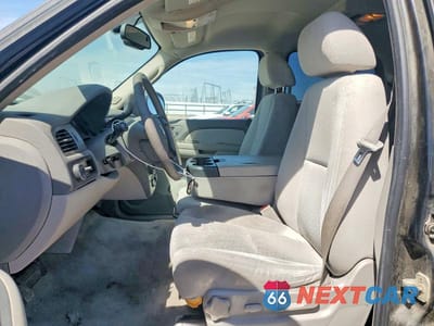 Zdjęcie 7 z 13 samochodu: 2008 CHEVROLET TAHOE C1500 VIN:1GNFC13048R110809 - miniatura