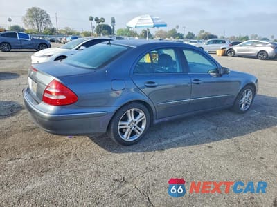 Trzecie zdjęcie samochodu z tyłu: 2006 MERCEDES-BENZ E 350 VIN:WDBUF56J66A947493 - miniatura