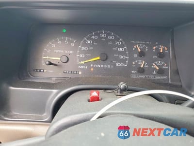 Zdjęcie 9 z 12 samochodu: 1999 GMC YUKON SLE VIN:1GKEK13R5XJ718538 - miniatura