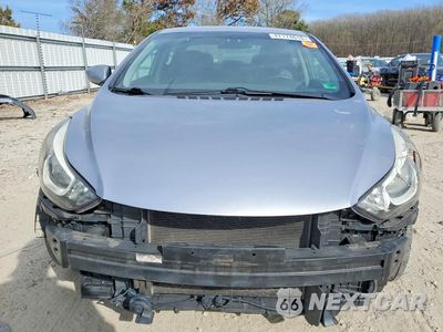 Piąte zdjęcie samochodu w środku: 2015 HYUNDAI ELANTRA SE VIN:5NPDH4AE8FH639458 - miniatura