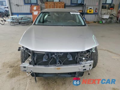 Piąte zdjęcie samochodu w środku: 2017 LEXUS ES 300H BASE VIN:JTHBW1GG3H2142177 - miniatura