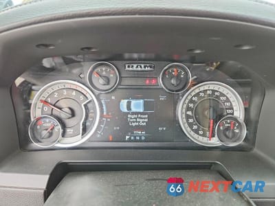 Zdjęcie 9 z 13 samochodu: 2018 RAM 3500 LARAMIE VIN:3C63R3EL9JG247223 - miniatura