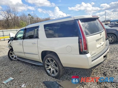 Drugie zdjęcie samochodu z przodu: 2015 CADILLAC ESCALADE ESV LUXURY VIN:1GYS4HKJ2FR179237 - miniatura
