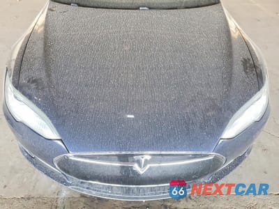 Zdjęcie 11 z 12 samochodu: 2015 TESLA MODEL S P85D VIN:5YJSA4H49FF084026 - miniatura