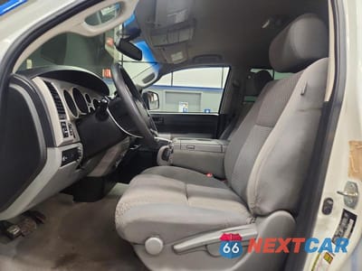 Zdjęcie 7 z 11 samochodu: 2007 TOYOTA TUNDRA SR5 VIN:5TFBV541X7X009705 - miniatura