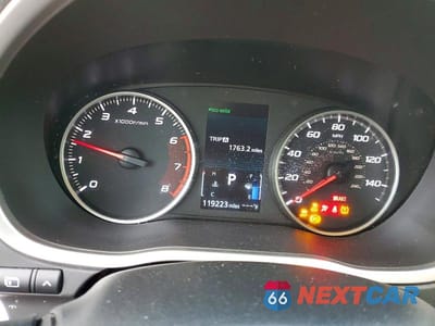 Zdjęcie 9 z 11 samochodu: 2019 MITSUBISHI ECLIPSE CROSS ES VIN:JA4AT3AA9KZ037724 - miniatura