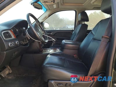Zdjęcie 7 z 12 samochodu: 2013 CHEVROLET AVALANCHE LTZ VIN:3GNTKGE70DG299682 - miniatura