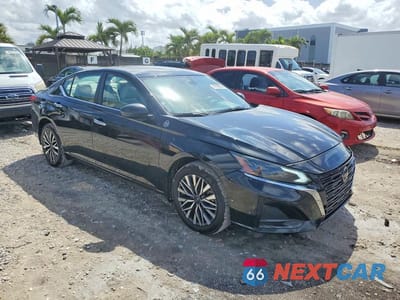 Czwarte zdjęcie samochodu z boku: 2024 NISSAN ALTIMA 2.5 SV VIN:1N4BL4DW1RN405442 - miniatura