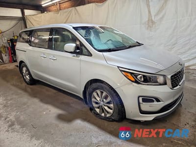 Czwarte zdjęcie samochodu z boku: 2020 KIA SEDONA L VIN:KNDMA5C11L6592378 - miniatura