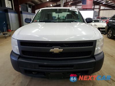 Piąte zdjęcie samochodu w środku: 2011 CHEV SILVERADO VIN:1GCRKPE38BZ306455 - miniatura