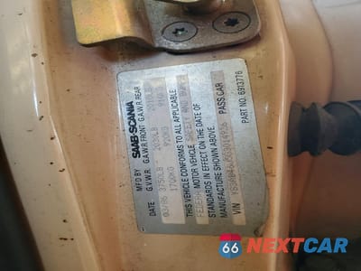 Zdjęcie 12 z 12 samochodu: 1986 SAAB 900 VIN:YS3AB46J5G3014936 - miniatura