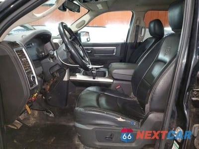 Zdjęcie 7 z 13 samochodu: 2018 RAM 1500 SLT VIN:1C6RR7LM8JS283894 - miniatura