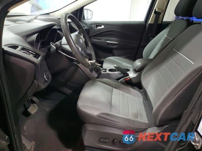 Zdjęcie 7 z 12 samochodu: 2015 FORD ESCAPE SE VIN:1FMCU9GX8FUB23387 - miniatura