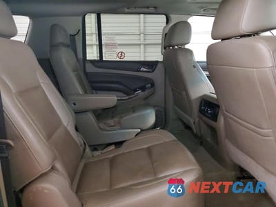 Zdjęcie 11 z 12 samochodu: 2019 CHEVROLET SUBURBAN K1500 LT VIN:1GNSKHKC0KR319848 - miniatura