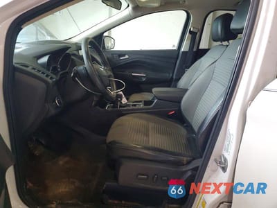 Zdjęcie 7 z 12 samochodu: 2017 FORD ESCAPE SE VIN:1FMCU9G93HUA98547 - miniatura