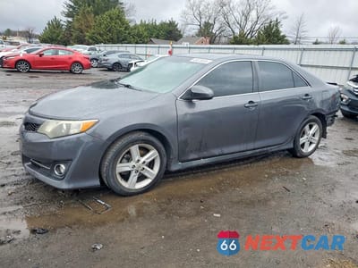2013 TOYOTA CAMRY SE 4T1BF1FK6DU218931 - główne zdjęcie licytacji z USA - miniatura