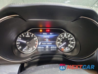 Zdjęcie 9 z 12 samochodu: 2017 NISSAN MAXIMA 3.5 SV VIN:1N4AA6AP9HC414300 - miniatura