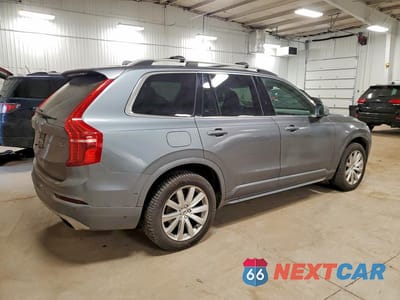 Trzecie zdjęcie samochodu z tyłu: 2018 VOLVO XC90 T6 VIN:YV4A22PK0J1322695 - miniatura